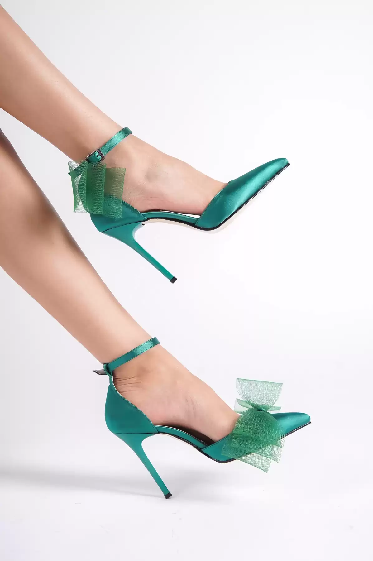 Green Satin Woman Tulle Bow Stiletto