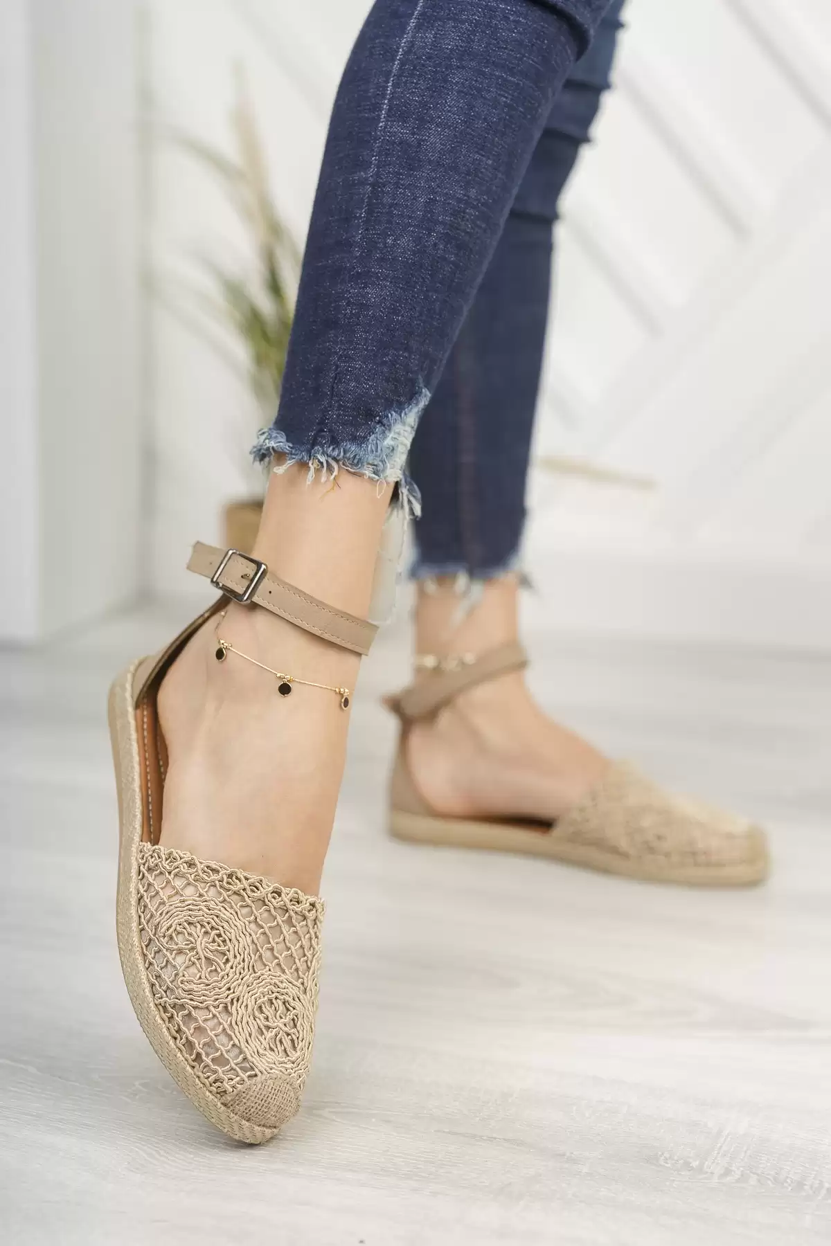 Skin Lace Woman Lace Sandals