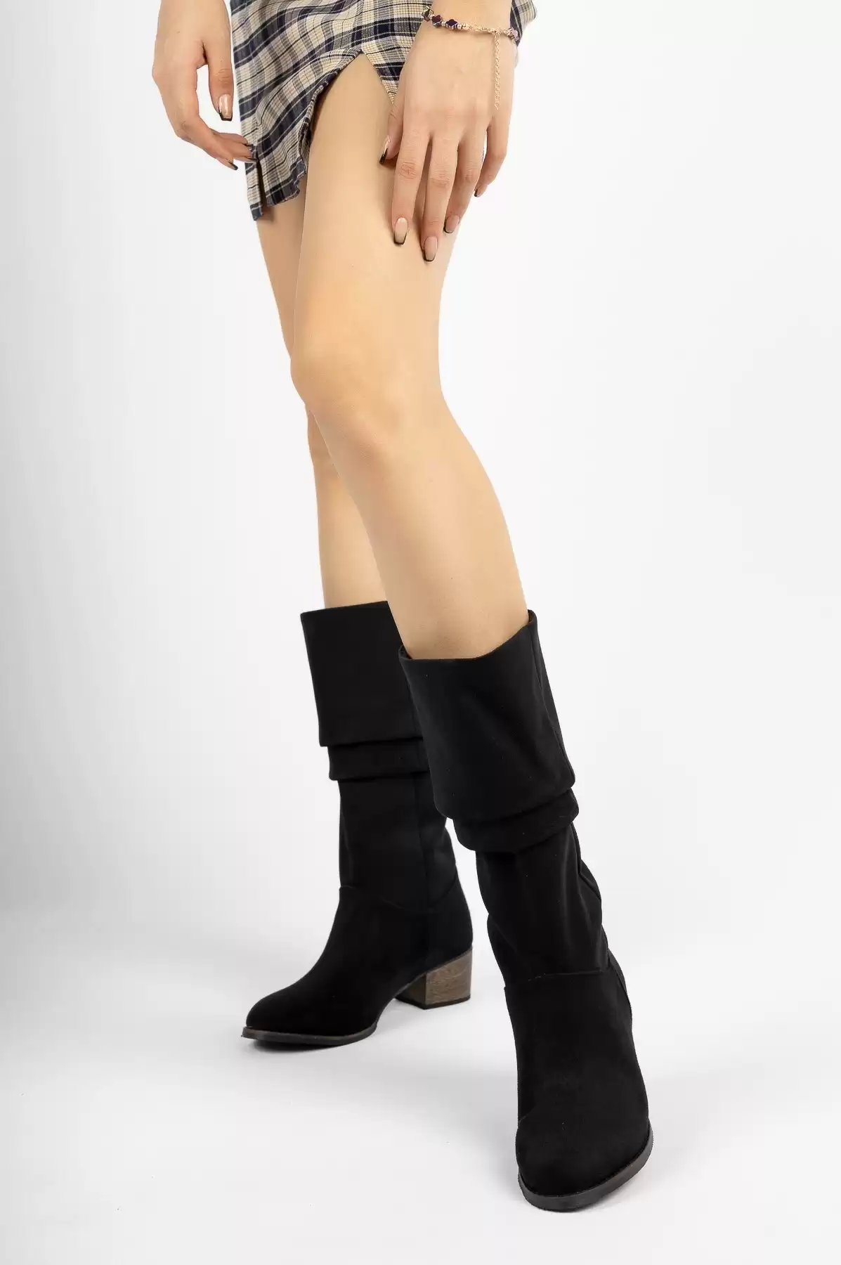 Black Suede Woman Boots