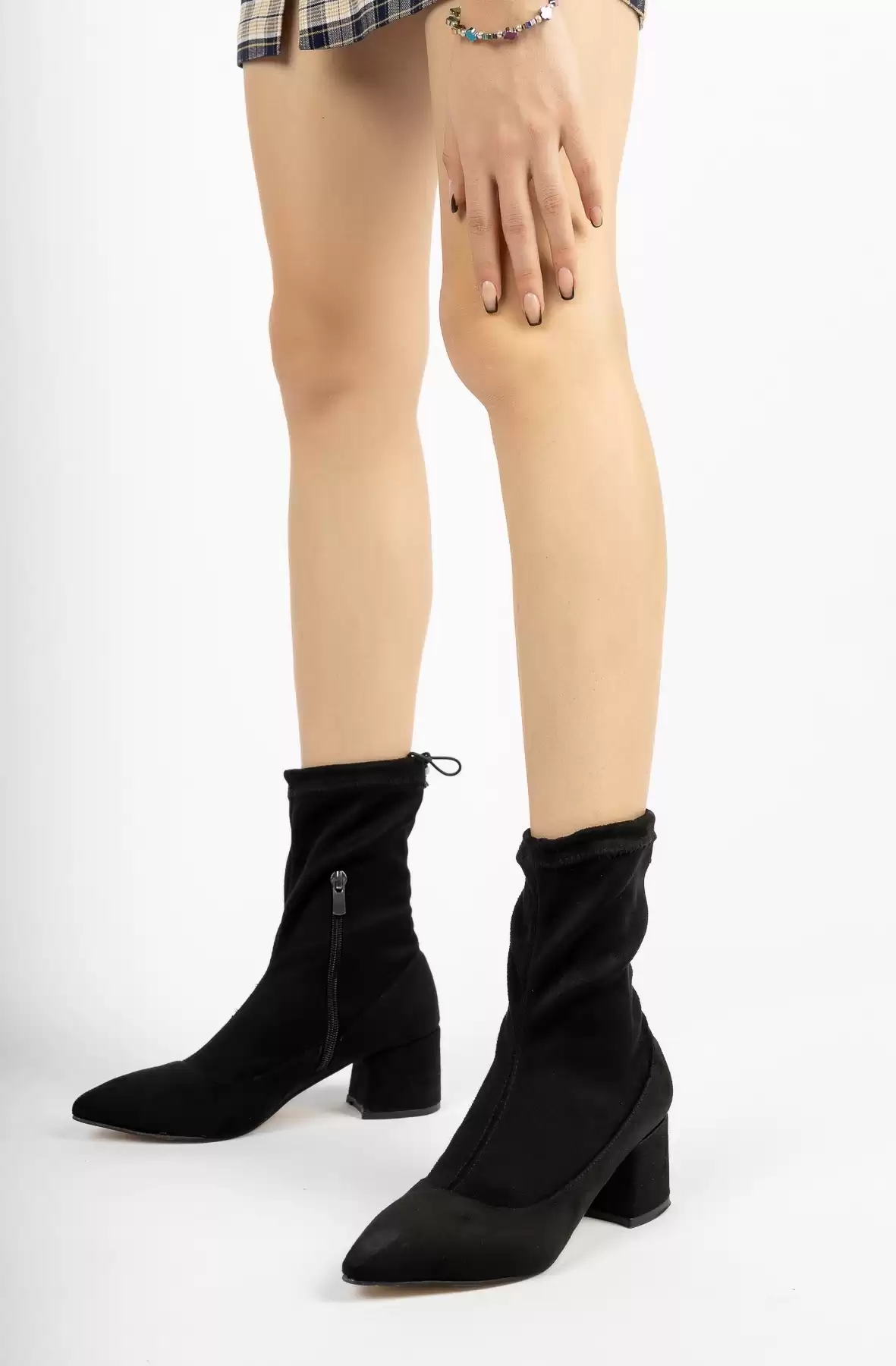 Black Suede Woman Short Stretch Boot