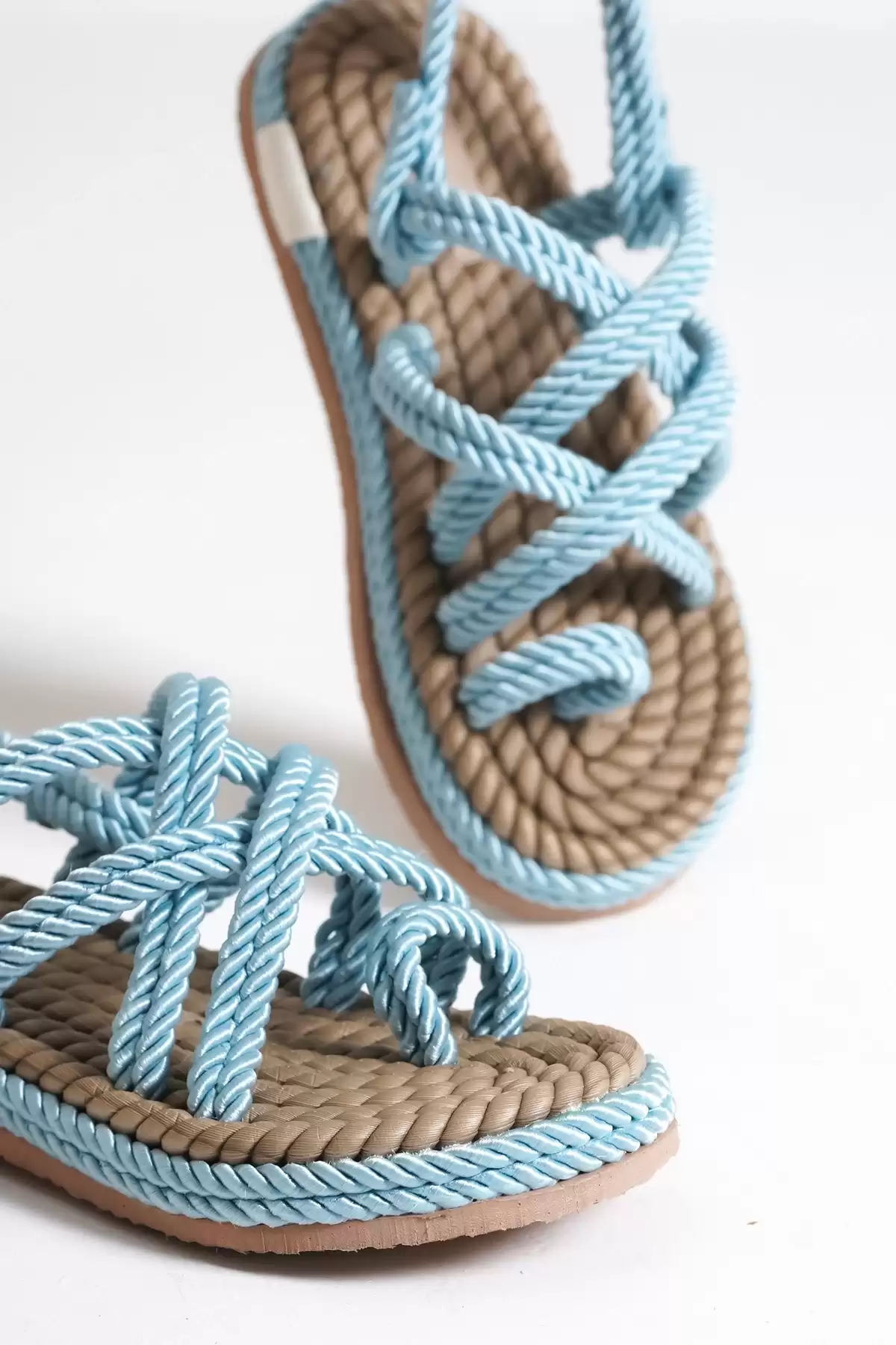 Baby Blue Woman Finger Fly Sandals