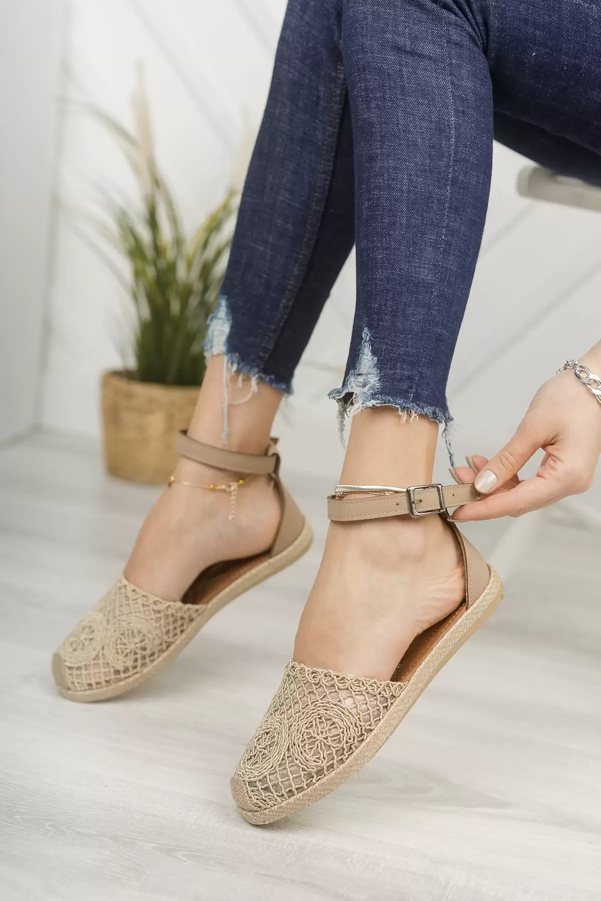 Skin Lace Woman Lace Sandals