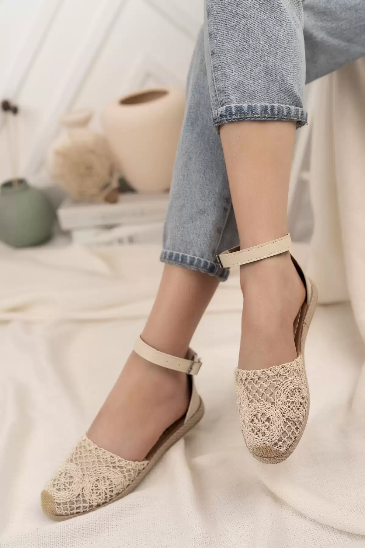 Beige Woman Lace Sandals