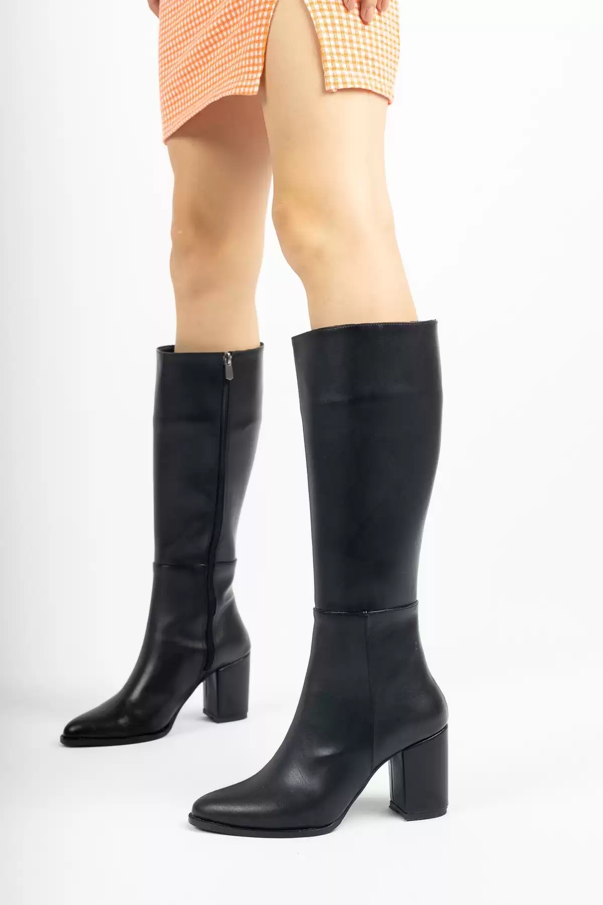 Black Skin Woman Boots