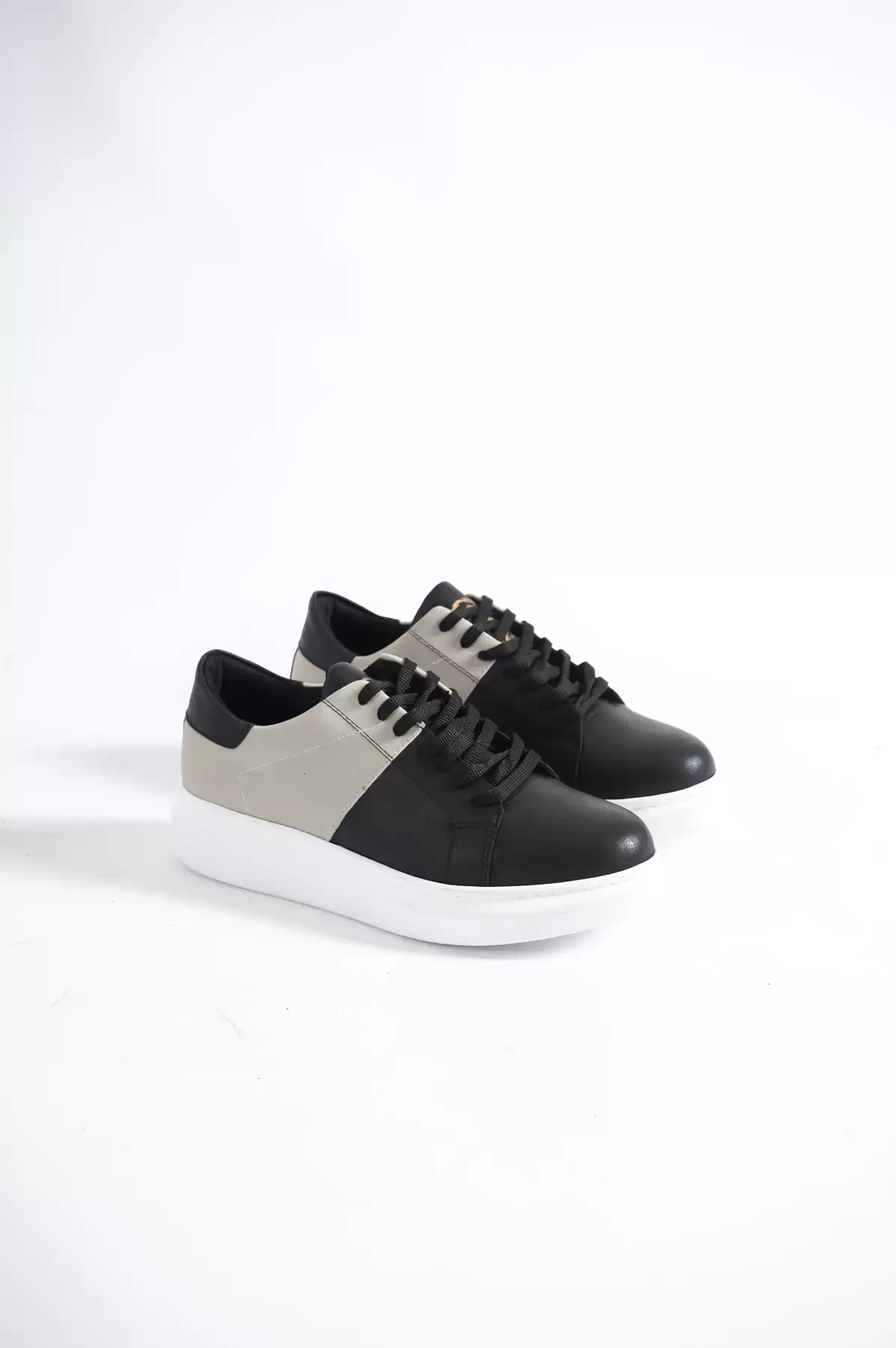 Black-Gray White Base MenS Sneaker