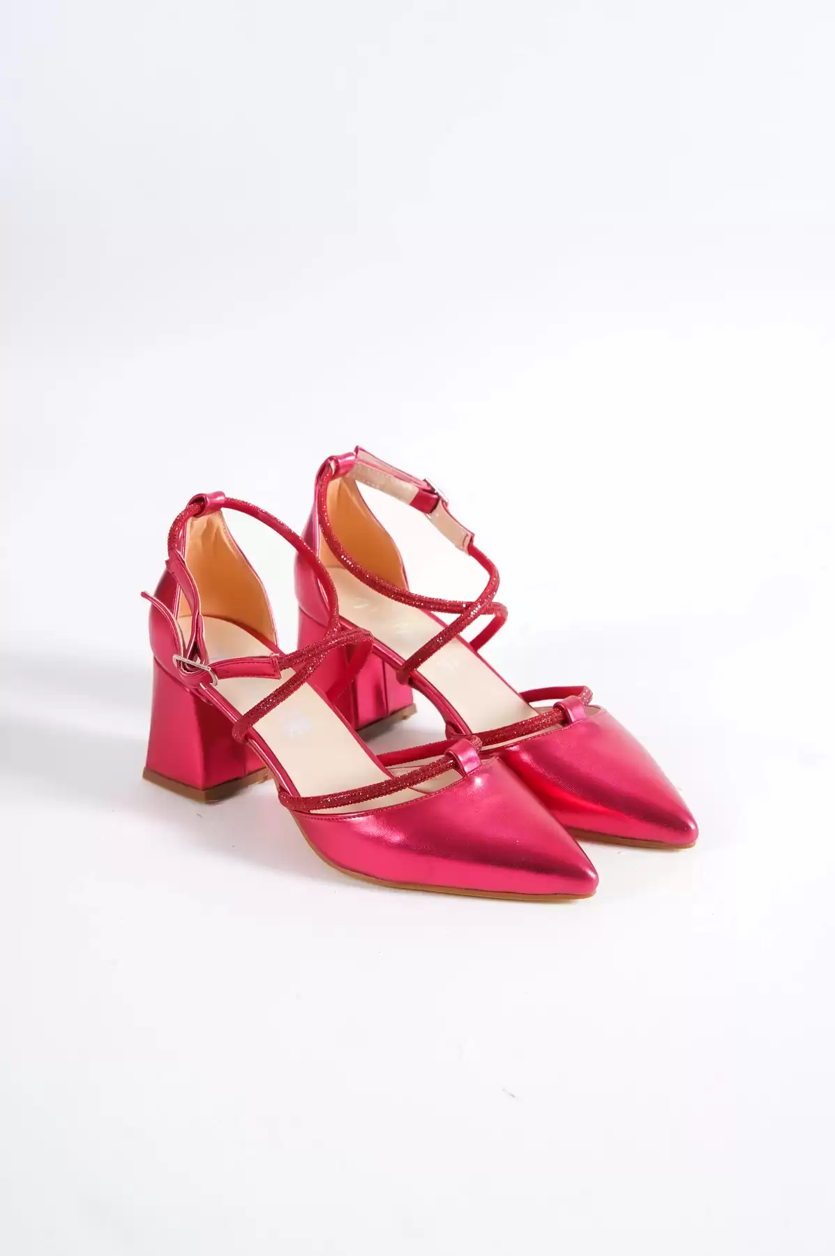 Red Woman Classic Heels With Stone Shoes