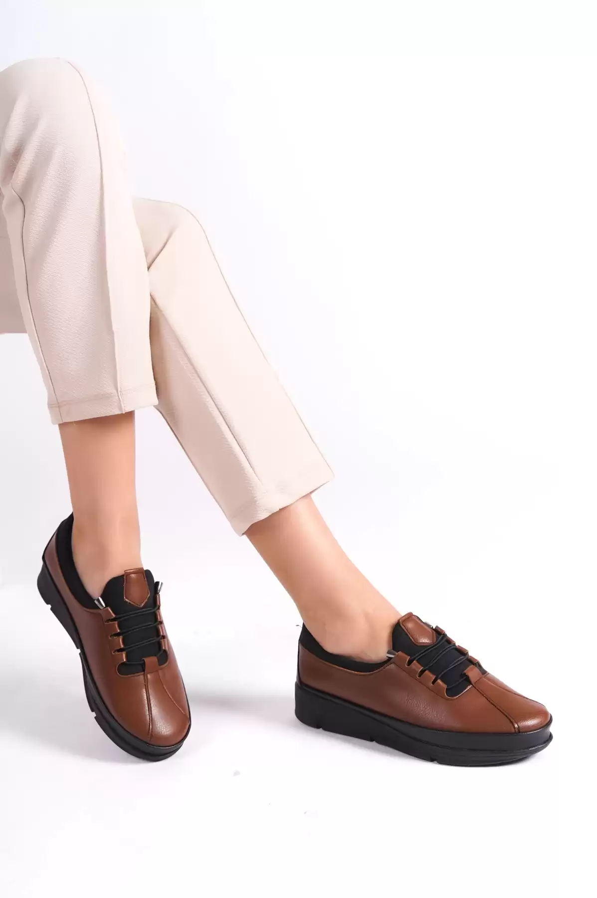 Taba Skin Woman Stretch Lacked Daily Shoes