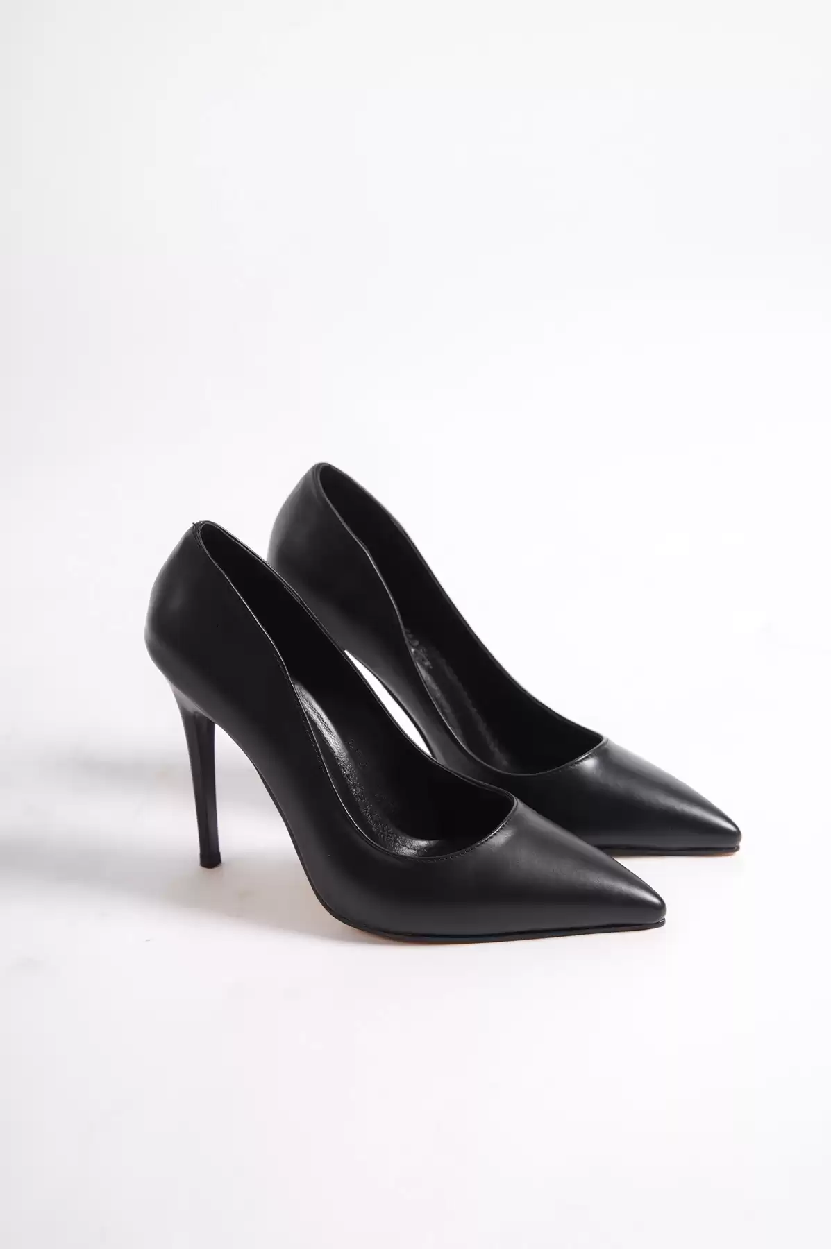 Black Skin Woman Classic Heels Shoes