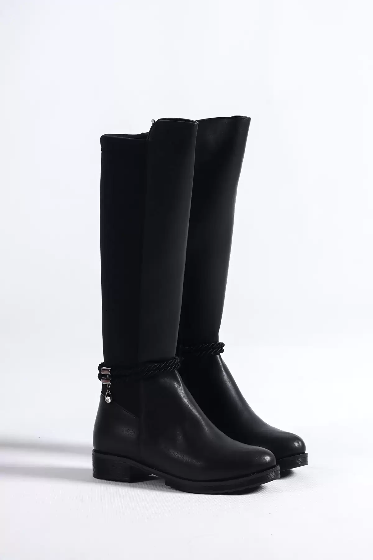 Black Skin Woman Boots