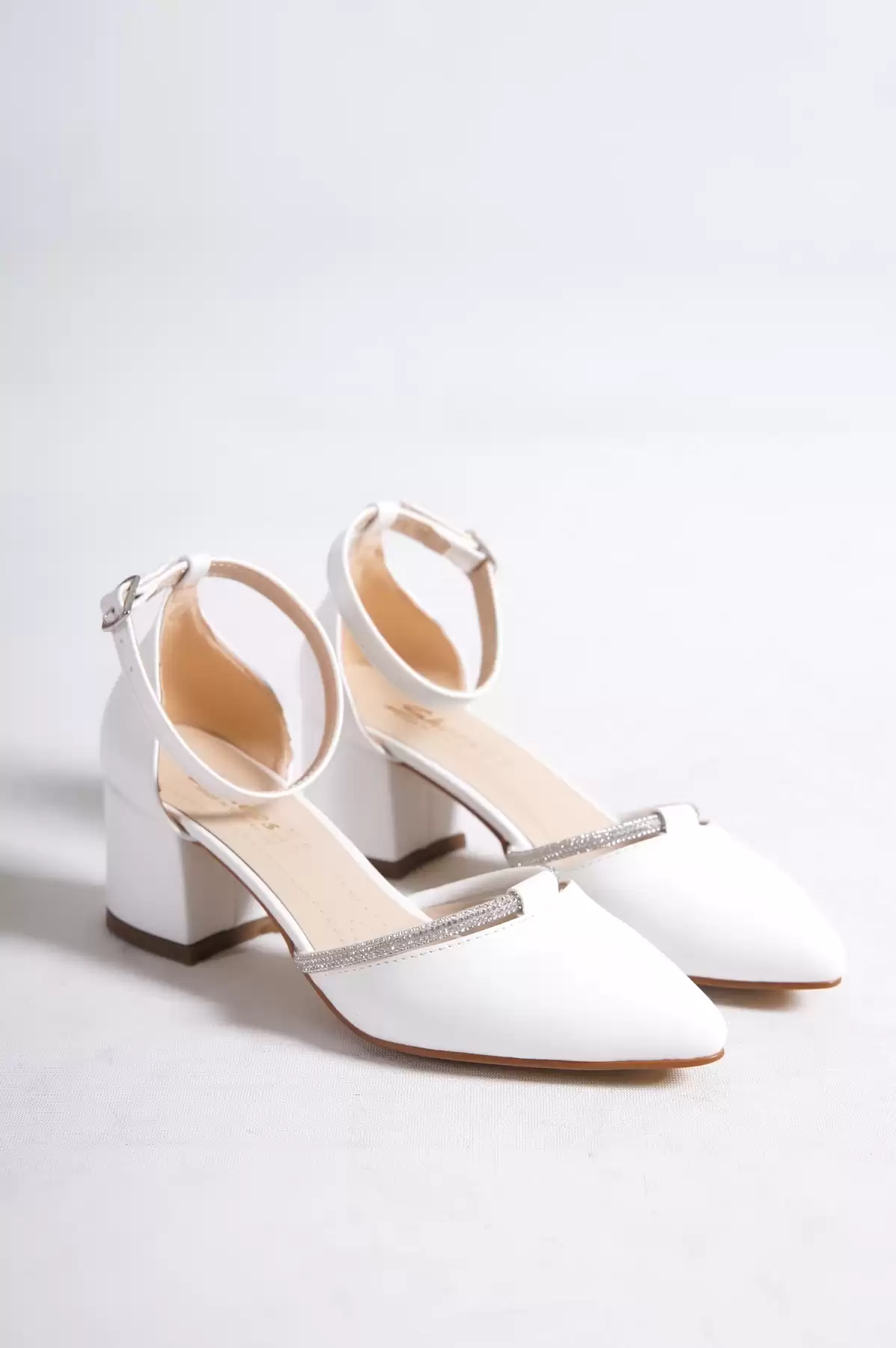 White Skin WomenS Stone Heel Shoes