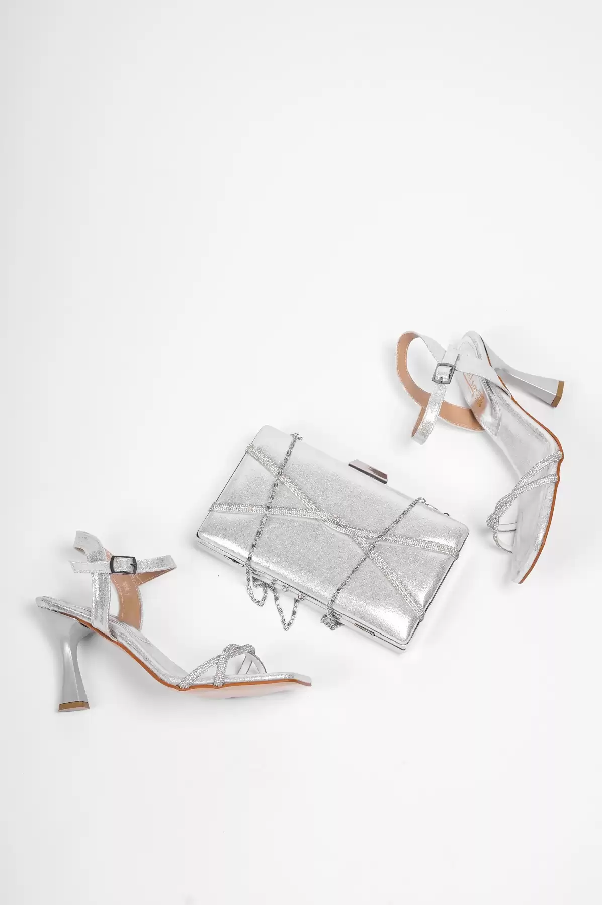 Silver WomenS Evening Shoes And Bag Set