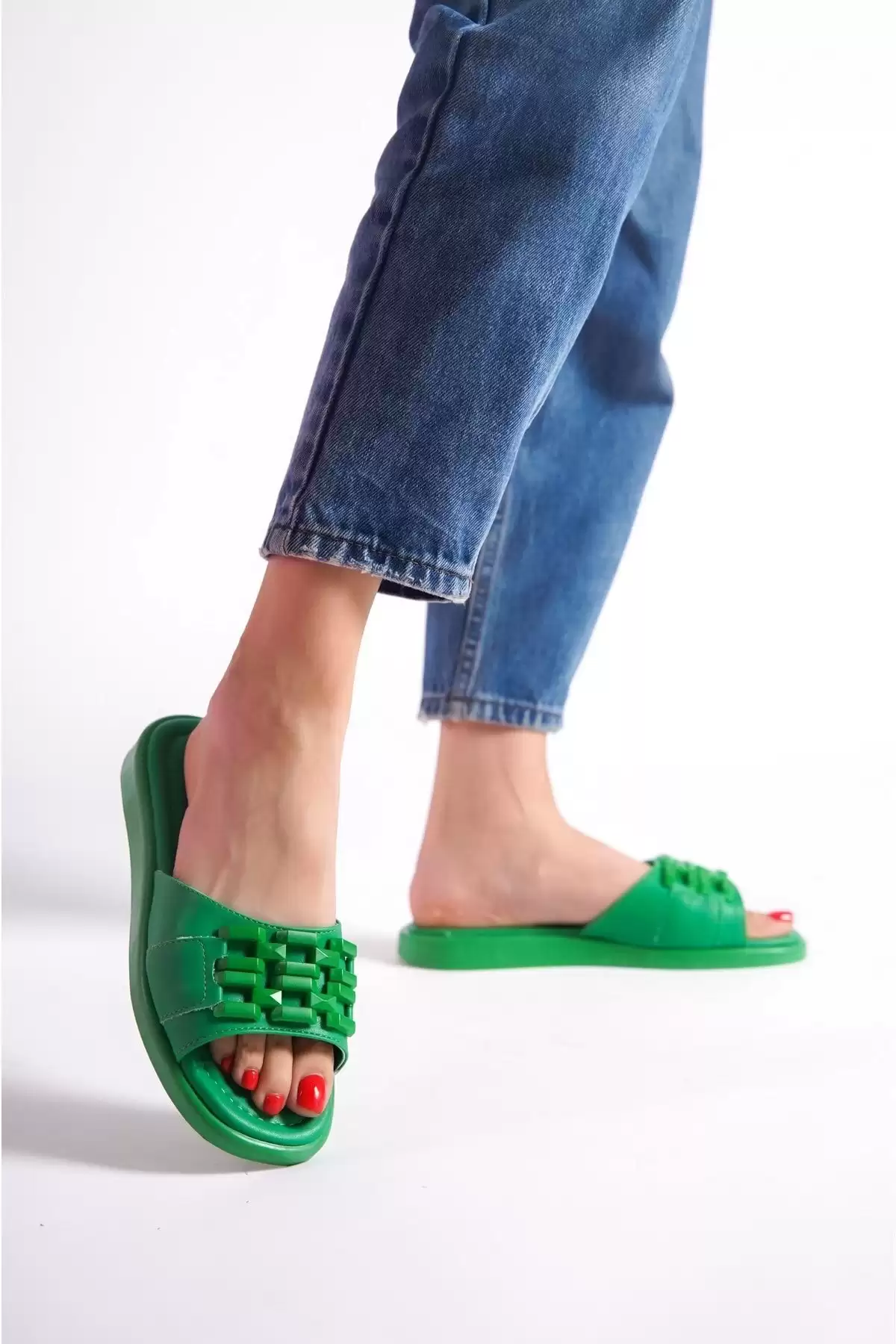 Green Woman Thick Chain Flip Slipper