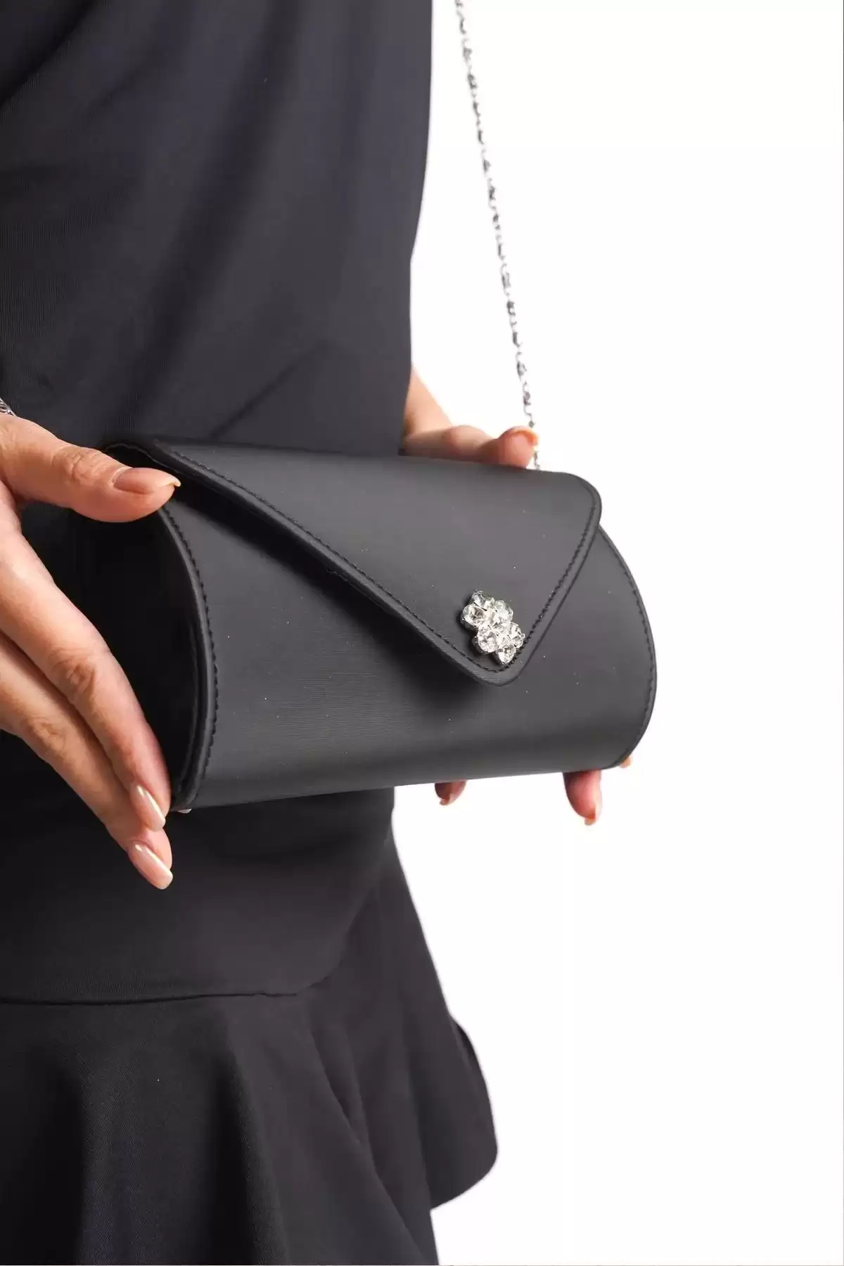 Rozsa Fiyonk Taşlı Ve Bilek Taşlı Siyah Saten Platform Ayakkabı Ve Taşlı Clutch Portföy Çanta