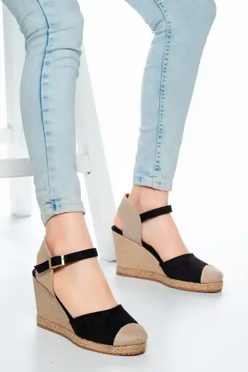 Siyah-Hasır Keten Kadın Dolgu Topuklu Ayakkabı