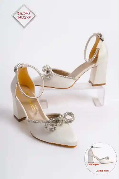 Sedef Saten Kadın Taşlı Fiyonklu Topuklu Ayakkabı