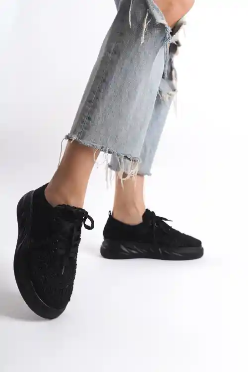 Siyah Dantelli Kadın Dantelli Sneaker