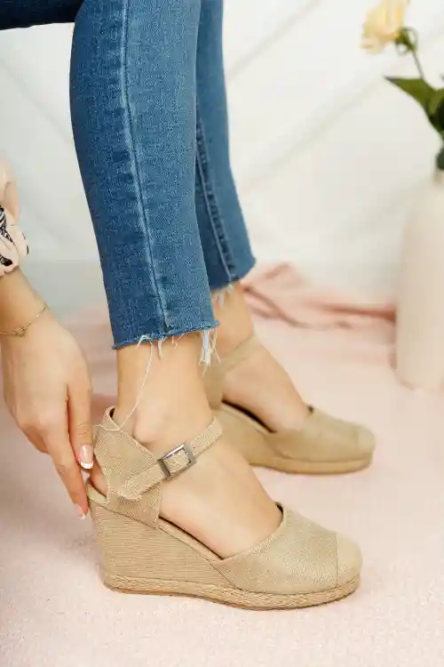 Hasır Kadın Dolgu Topuklu Ayakkabı