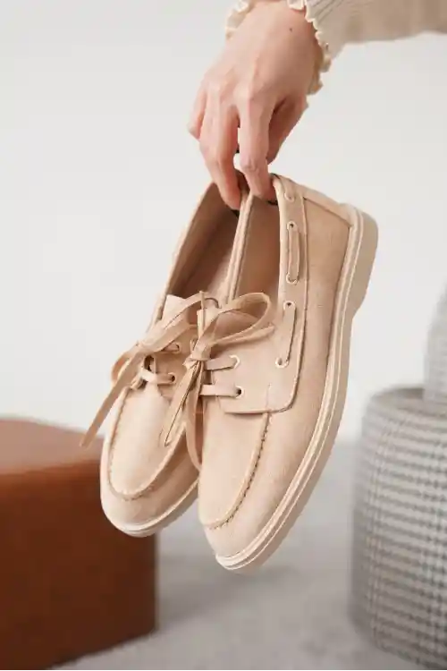 Bej Süet Kadın Düz Bağcıklı Loafer Ayakkabı