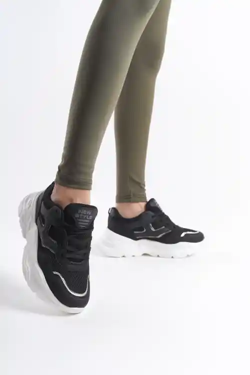 Black-White Womens Sneaker