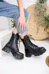 Siyah Cilt Kadın Bot