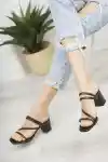 Siyah Cilt Kadın Çapraz Topuklu Terlik