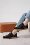 Siyah-Siyah Süet Kadın Bağcıklı Kaymaz Tabanlı Sneaker