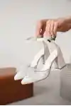 Beyaz Cilt Kadın Tül Fiyonklu Kalın Topuklu Abiye Ayakkabı