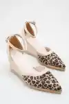 Leopar Ten Cilt Kadın Sivri Burun Dolgu Topuklu Sandalet