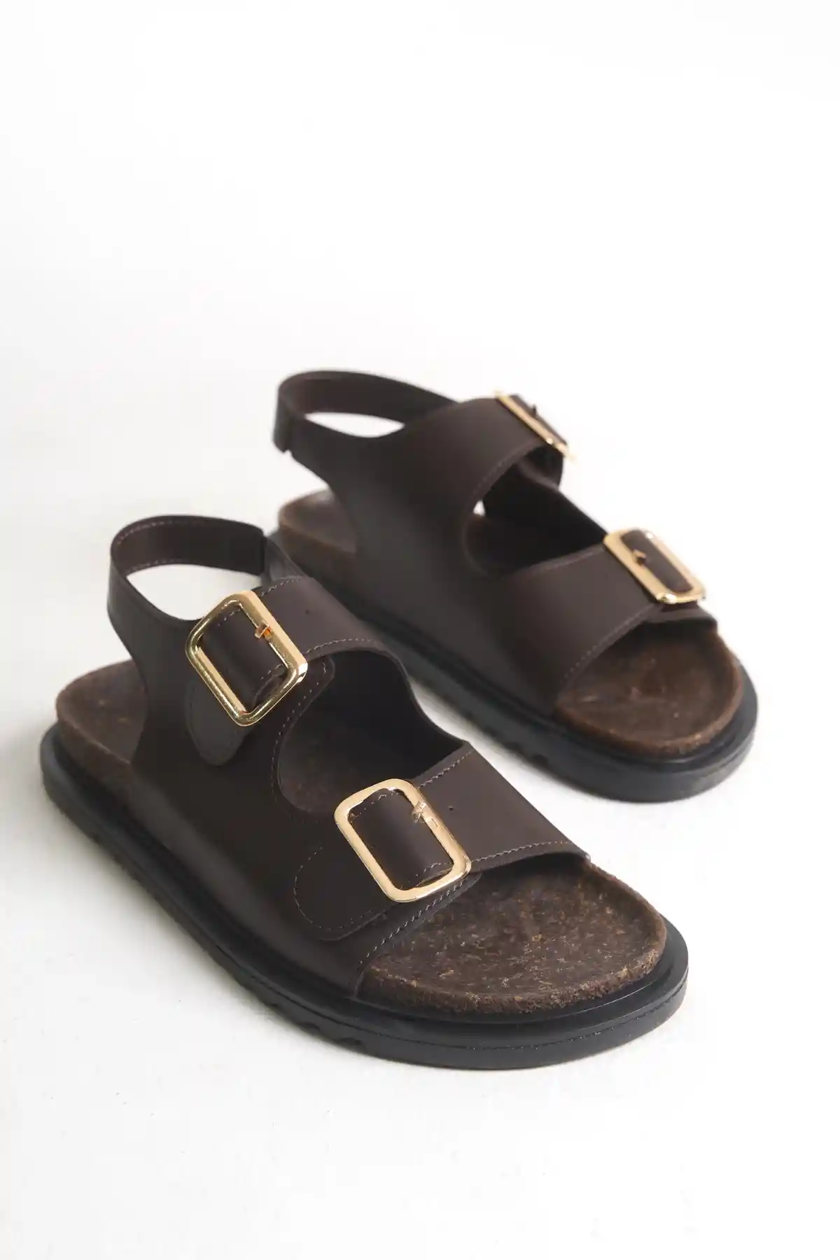 Kahve Kadın Kemerli Kaymaz Çift Tabanlı Sandalet