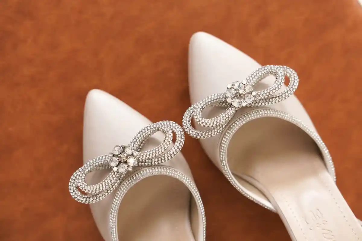 Ten Saten Kadın Taş Fiyonklu Bilekten Bağlamalı Abiye Şık Topuklu Ayakkabı