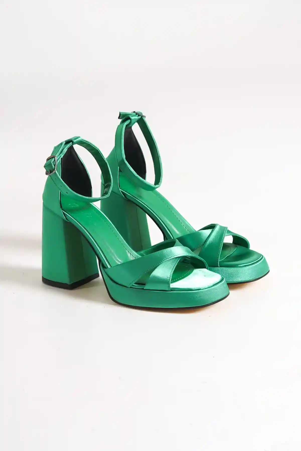 Green Satin Woman Cross Platform Heel Shoes