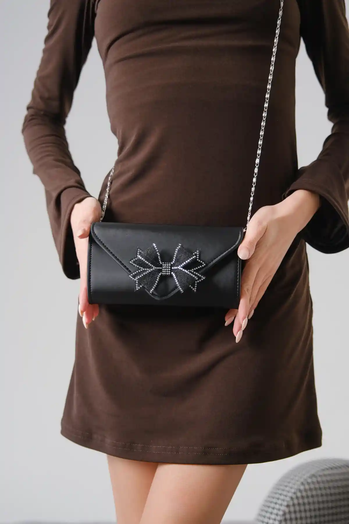 Siyah Tül Fiyonklu Kadın Taşlı Abiye Portföy Çanta