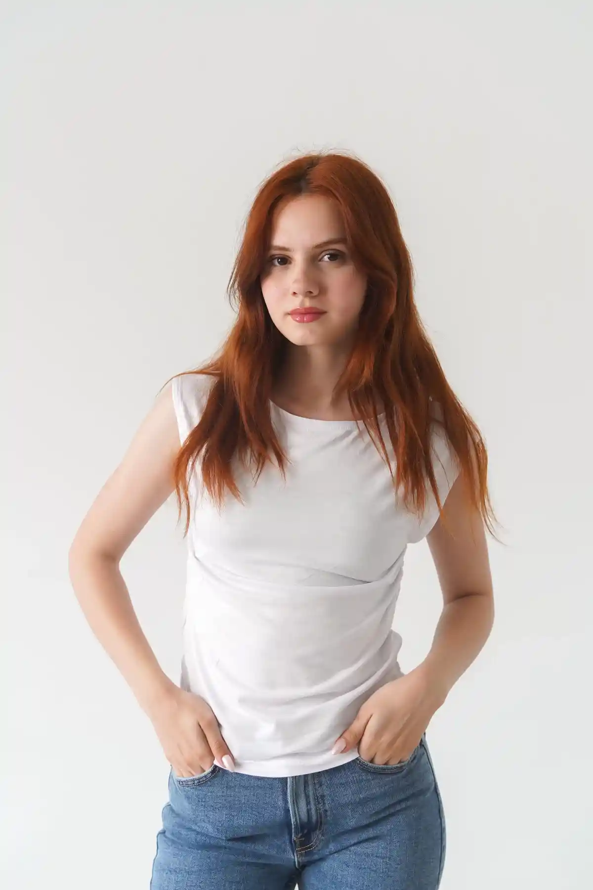 Beyaz Kadın Sıfır Kollu T-shirt