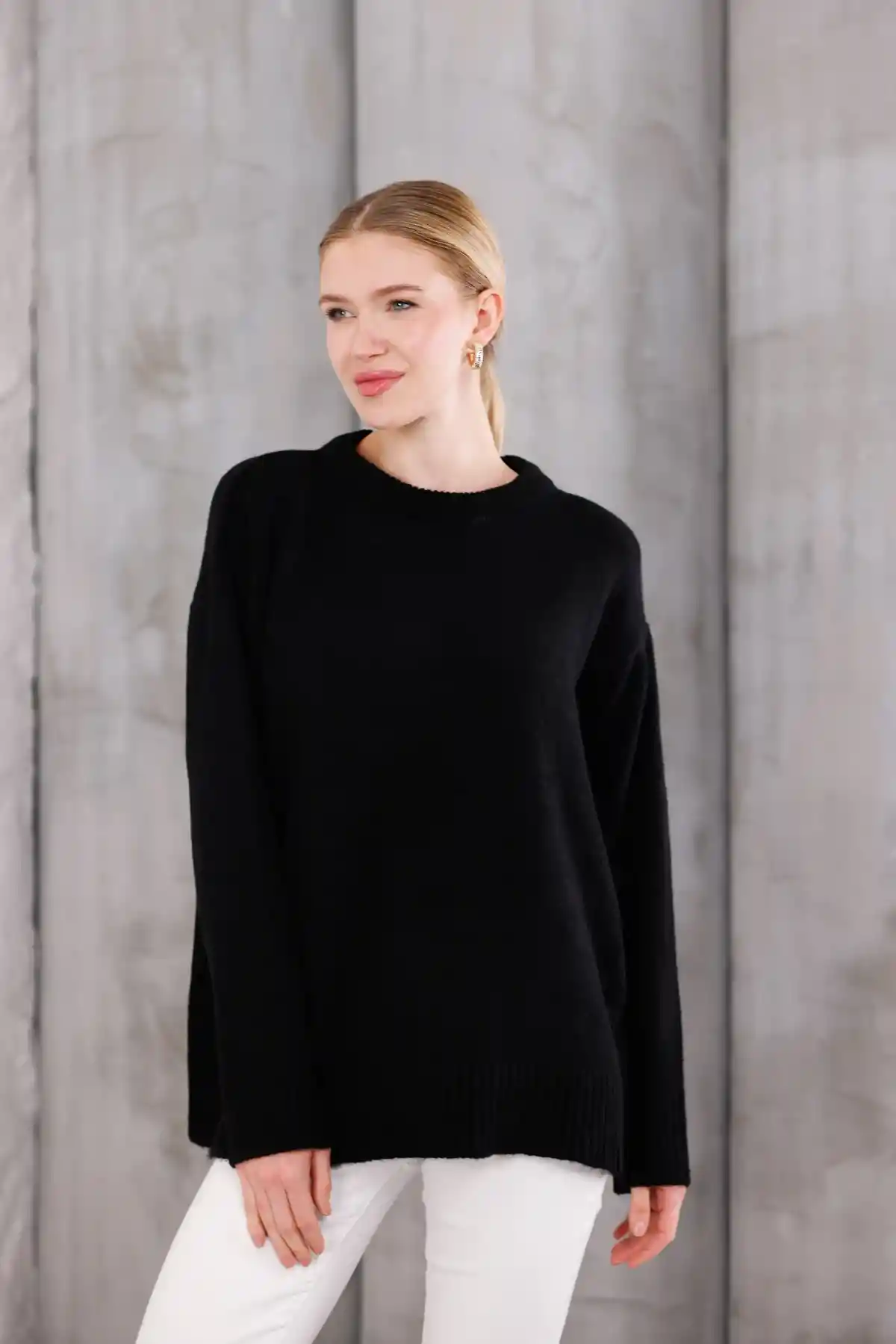 Siyah Bisiklet Yaka Oversize Triko Kazak