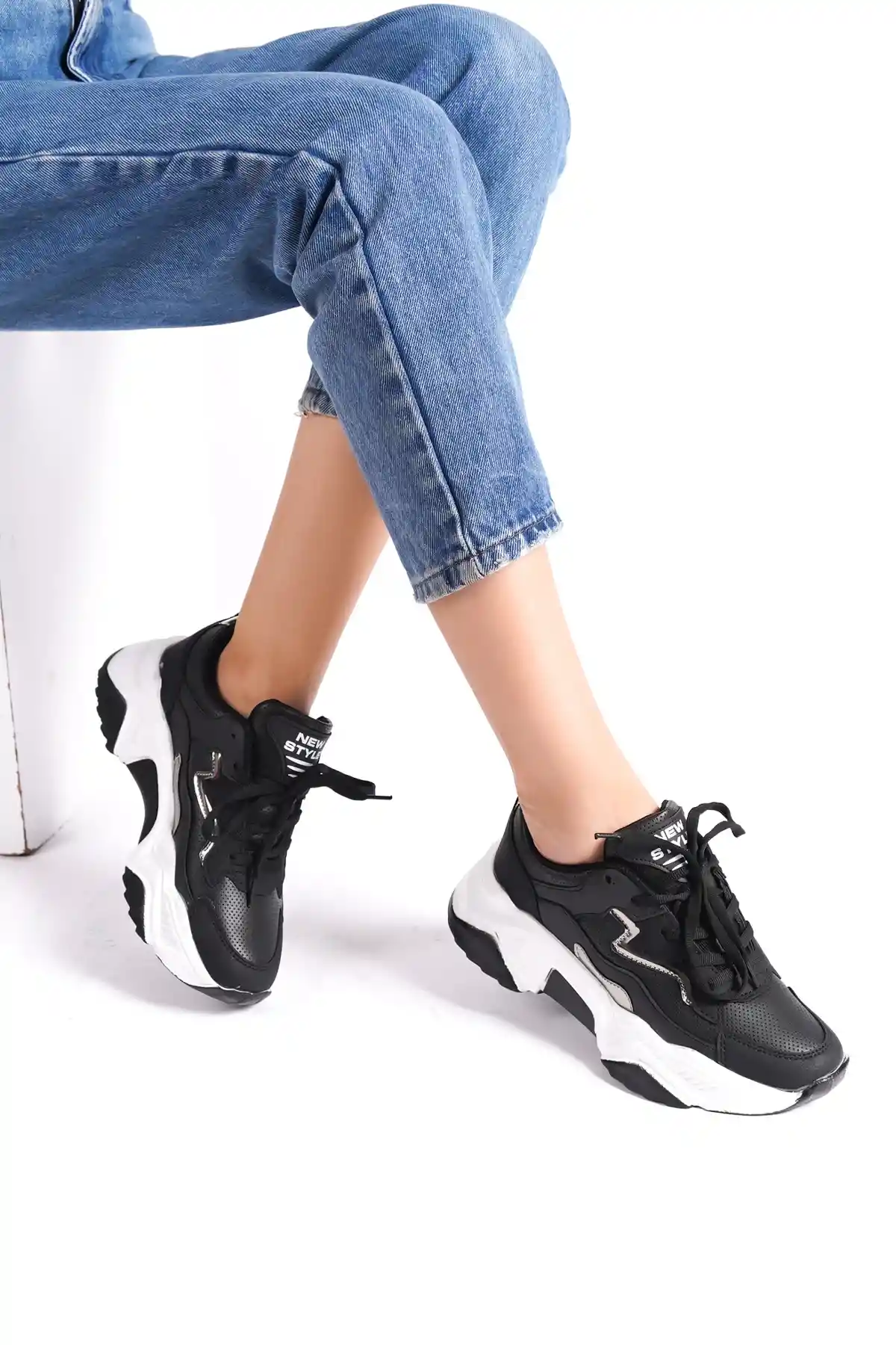 Siyah-Platin Kadın Sneaker