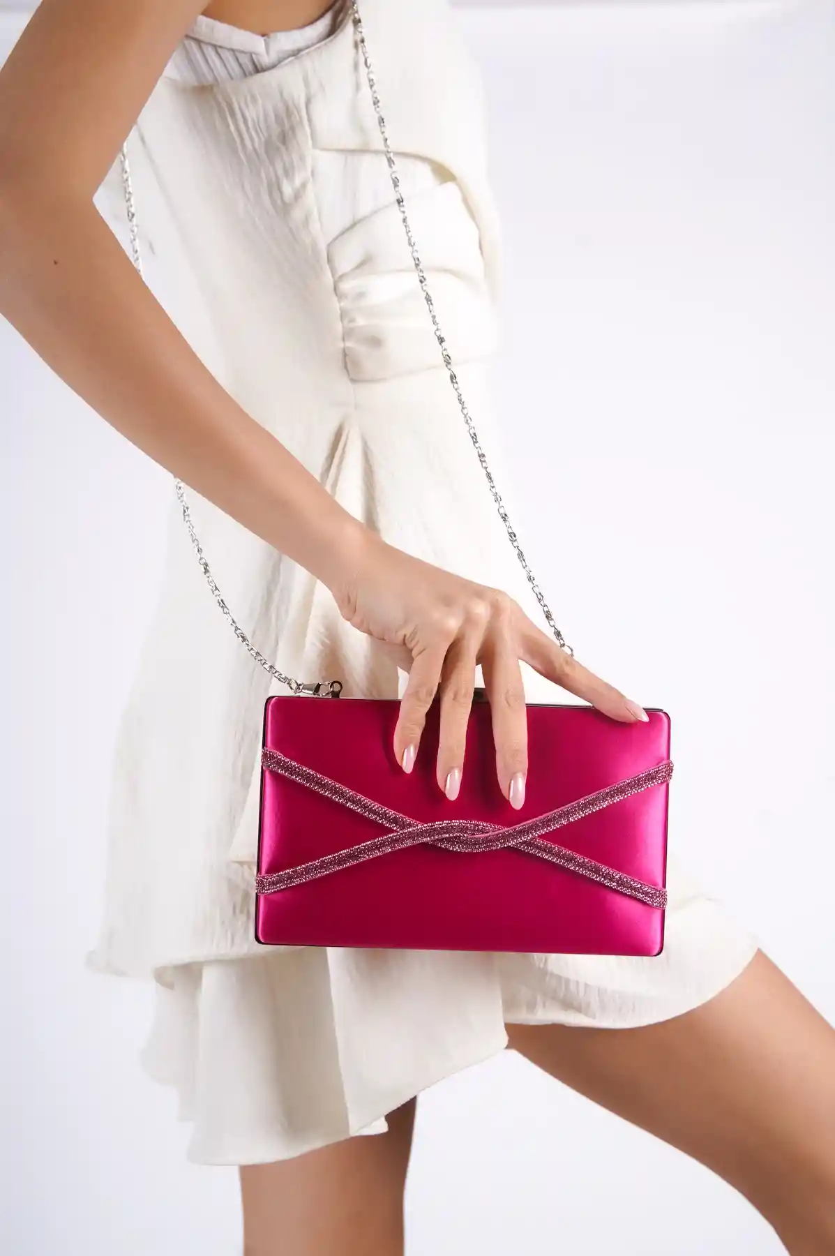 Fuşya Saten Kadın Çapraz Taşlı Abiye Çanta