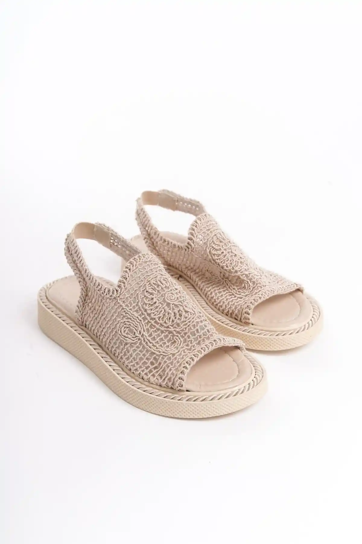 ten Kadın Arkadan Lastikli Dantelli Sandalet