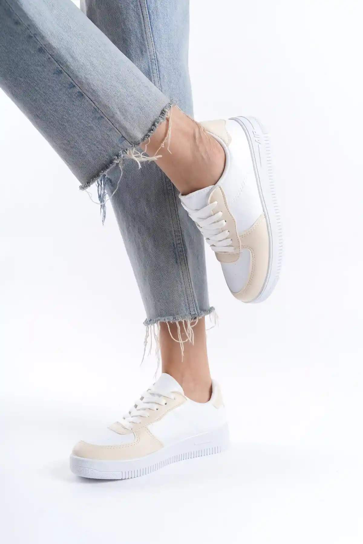 Beyaz-Bej Kadın Sneaker
