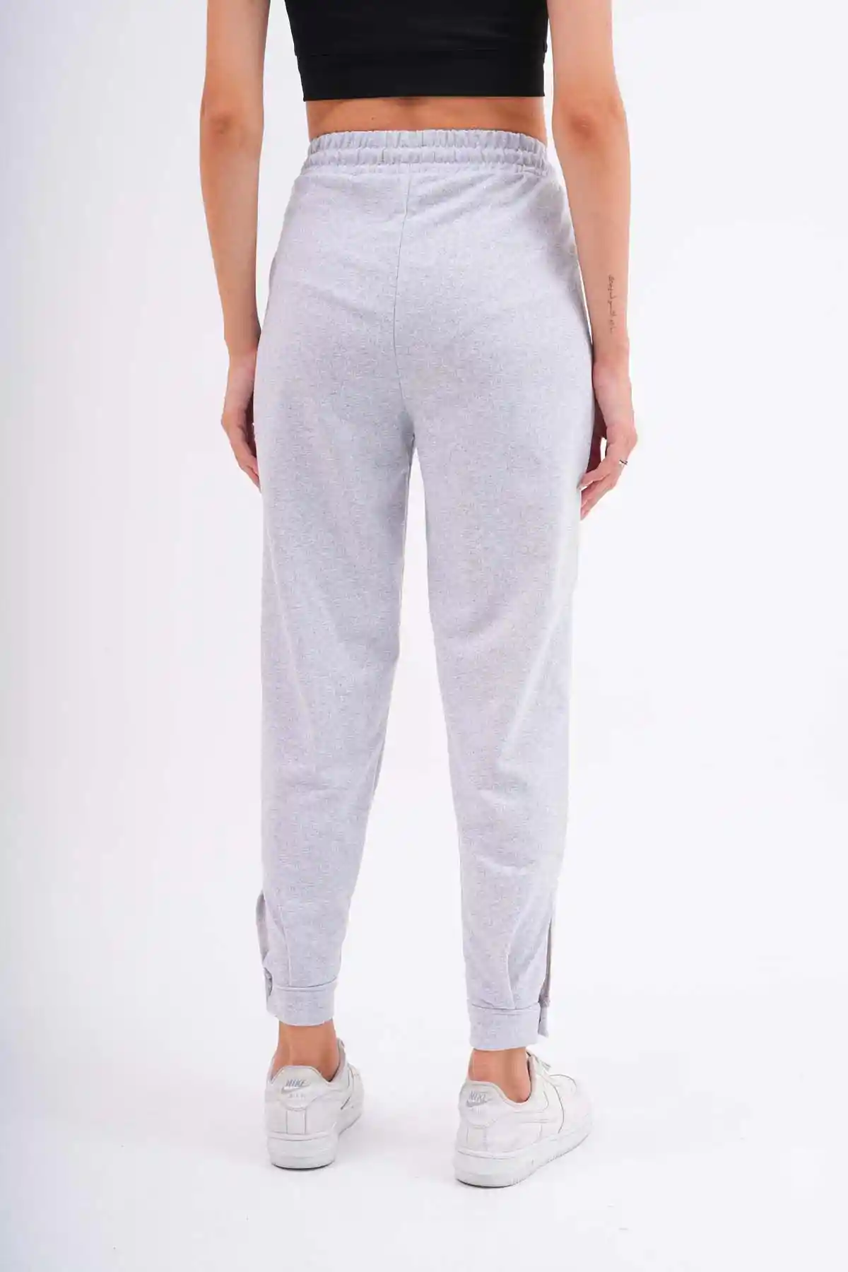 Gri Kadın Paçası Düğmeli Eşofman Altı