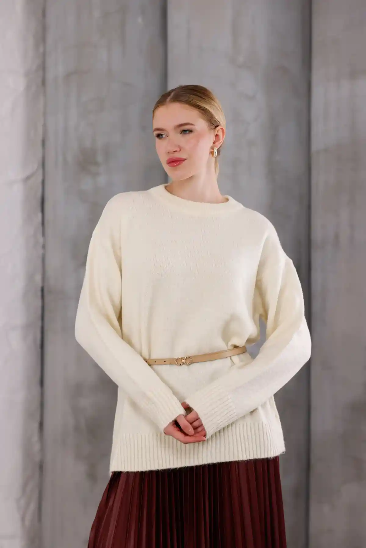 Krem Bisiklet Yaka Oversize Triko Kazak