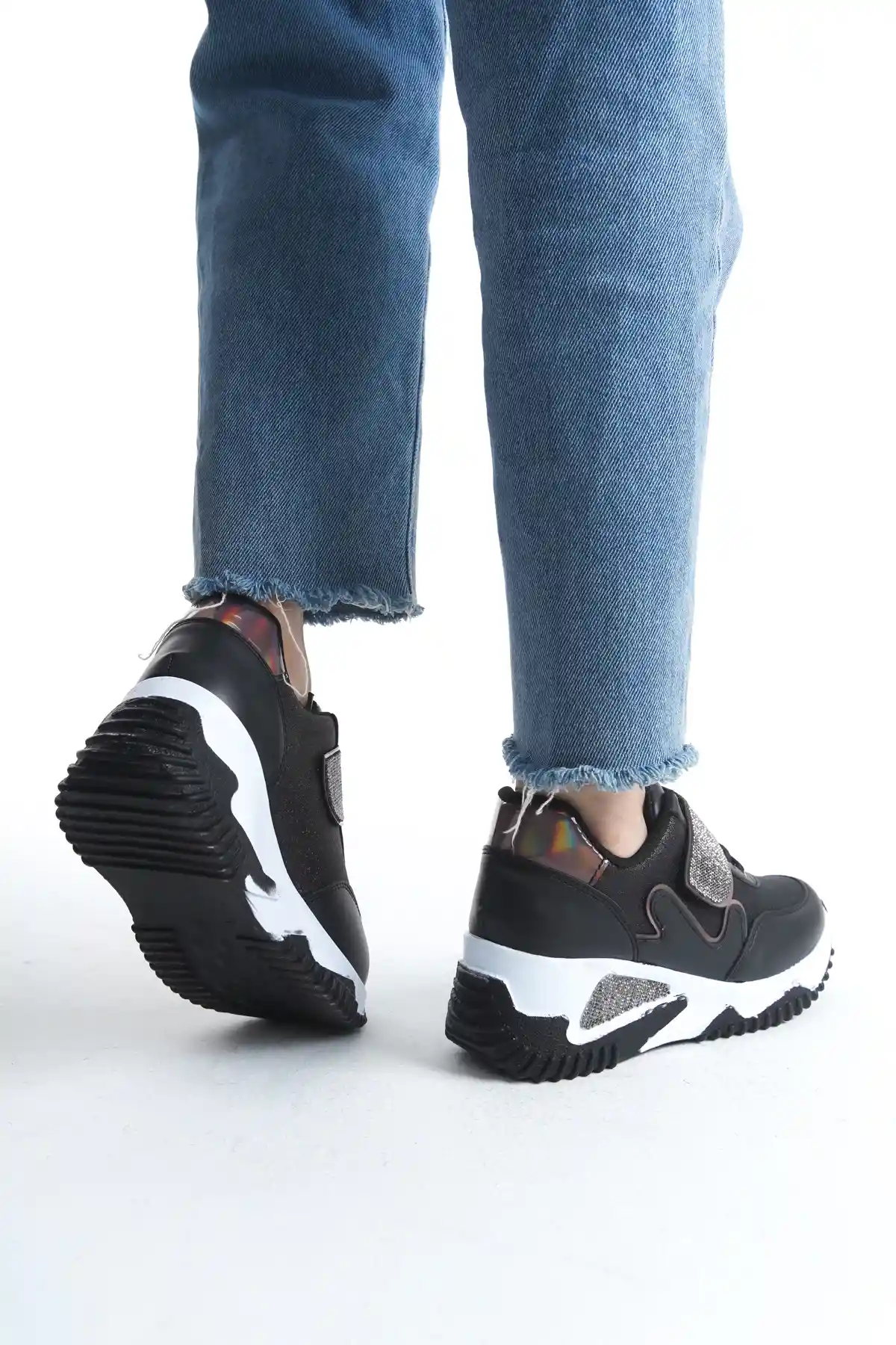 Siyah Simli Kadın Simli Bağcıklı Sneaker