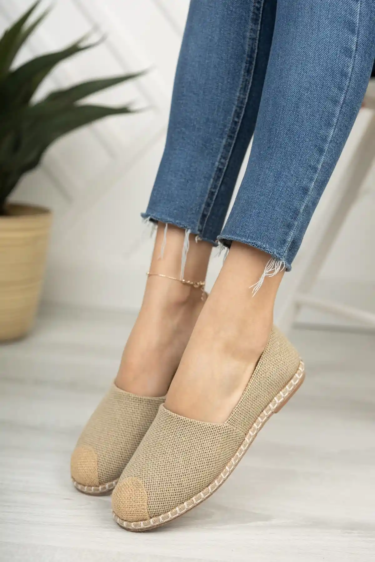 Bej Keten Kadın Hasır Uçlu Günlük Babet