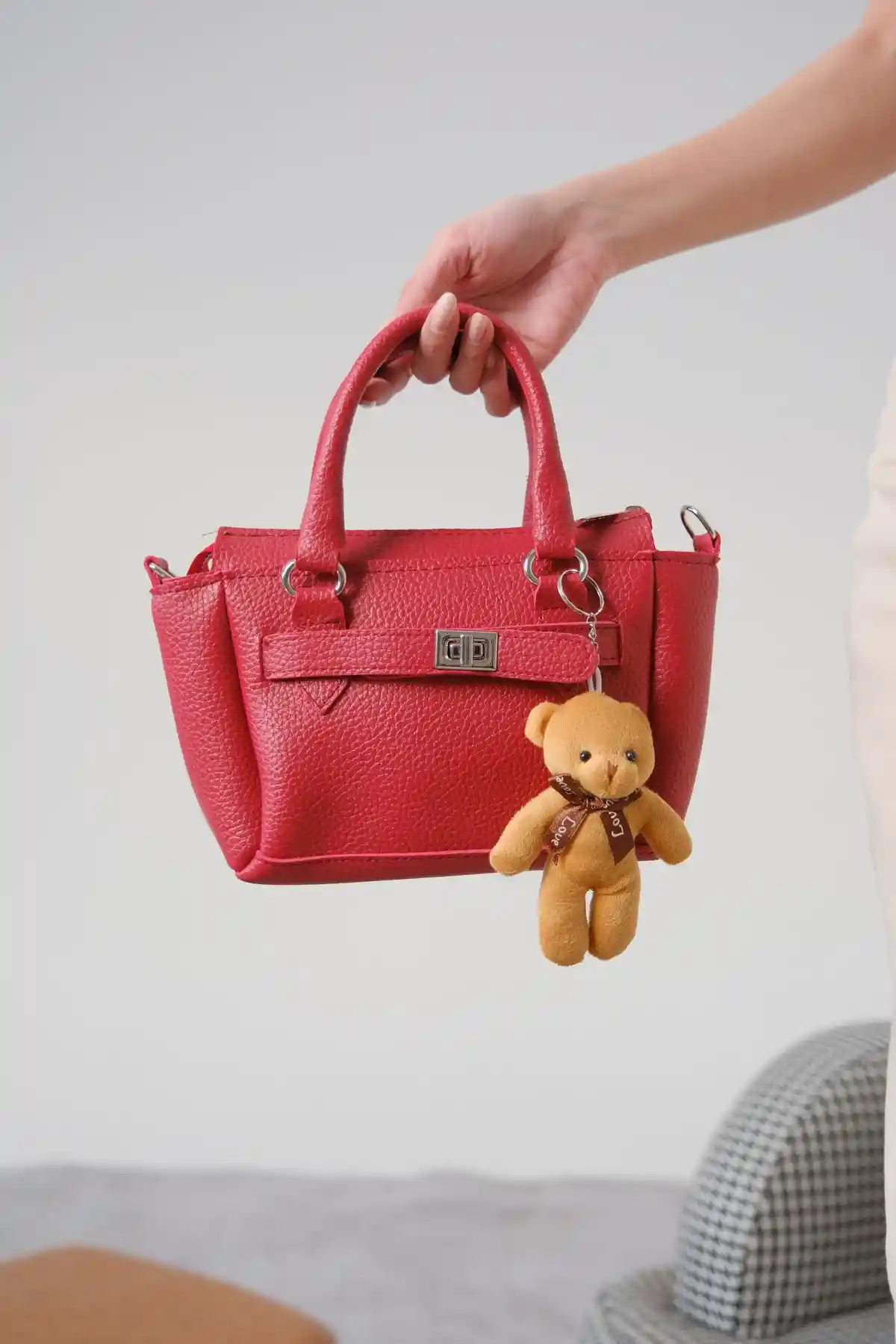 Kırmızı Kadın Ayıcıklı Şık Baget El Ve Omuz Çantası