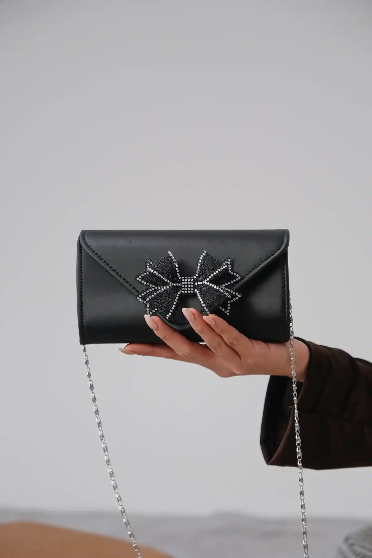 Black satin Womens Tulle Bow Bag with Set Thick High Heel Shoes