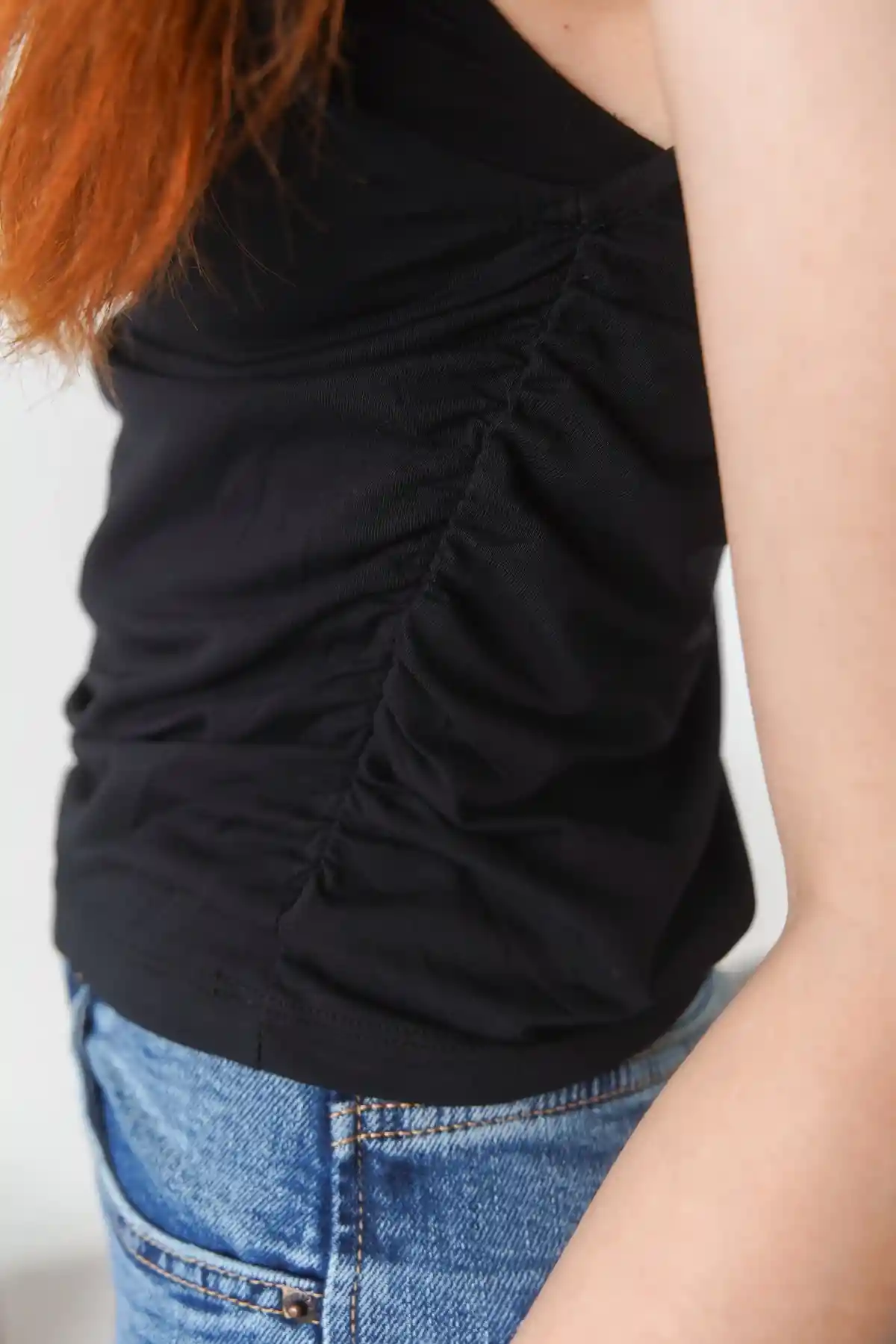 Siyah Kadın Sıfır Kollu T-shirt