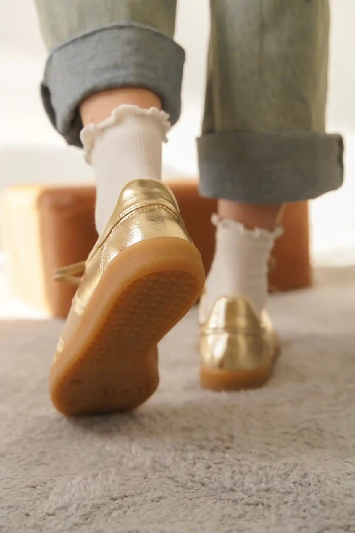 Altın Süet Kadın Bağcıklı Kaymaz Tabanlı Sneaker