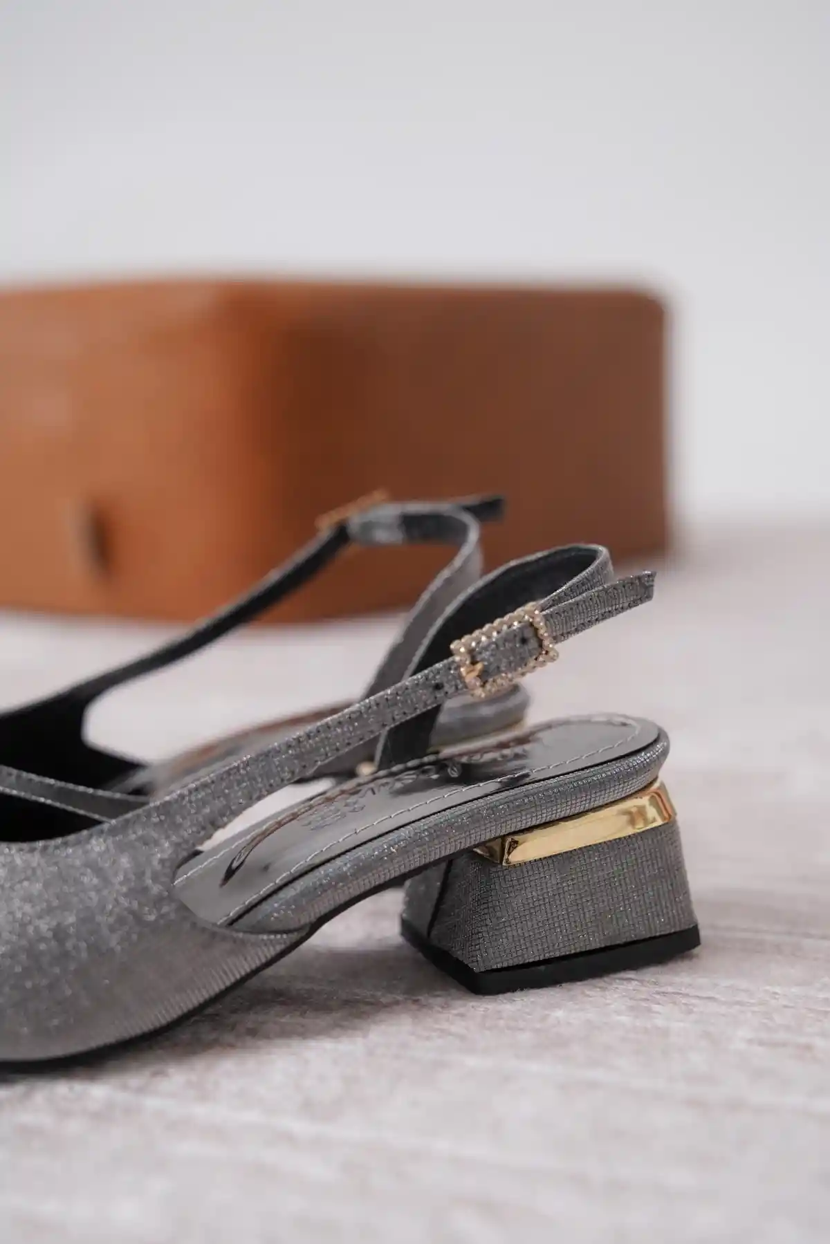 Platin Simli Kadın Simli Kısa Topuklu Şık Abiye Topuklu Ayakkabı