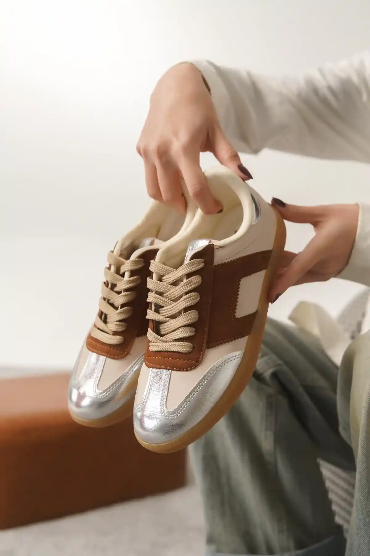 Kahve-Gümüş Kadın Renk Bloklu Sneaker Ayakkabı