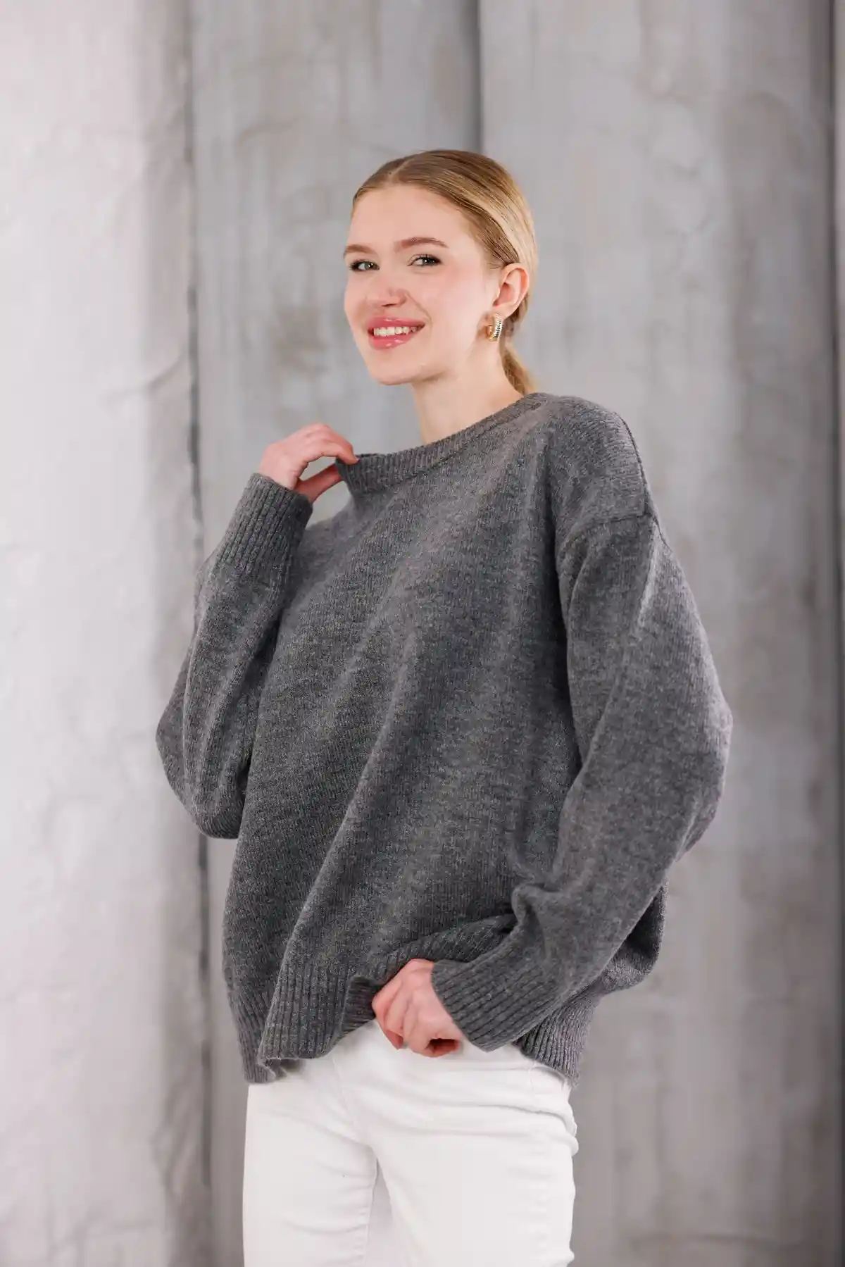 Gri Bisiklet Yaka Oversize Triko Kazak