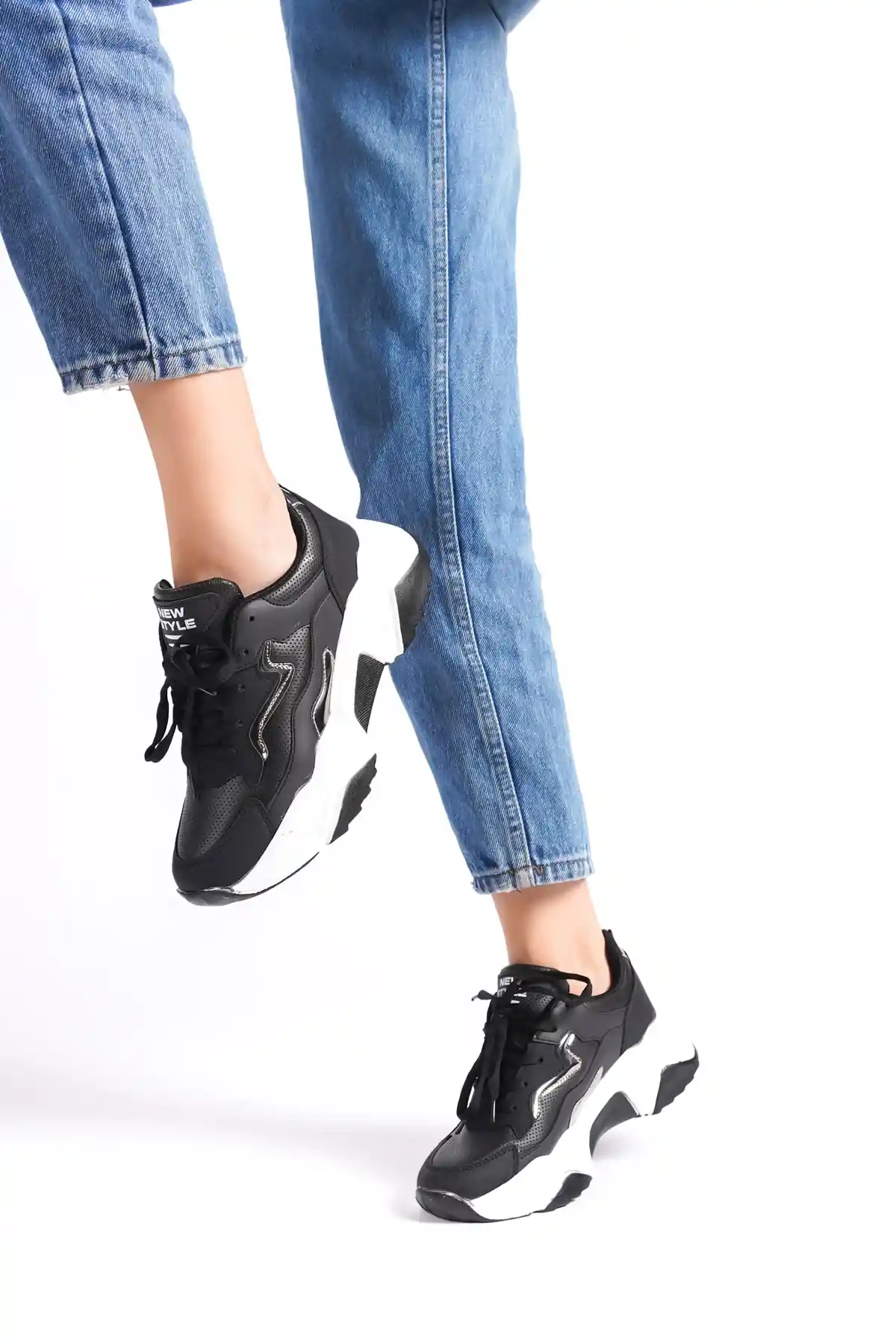 Siyah-Platin Kadın Sneaker